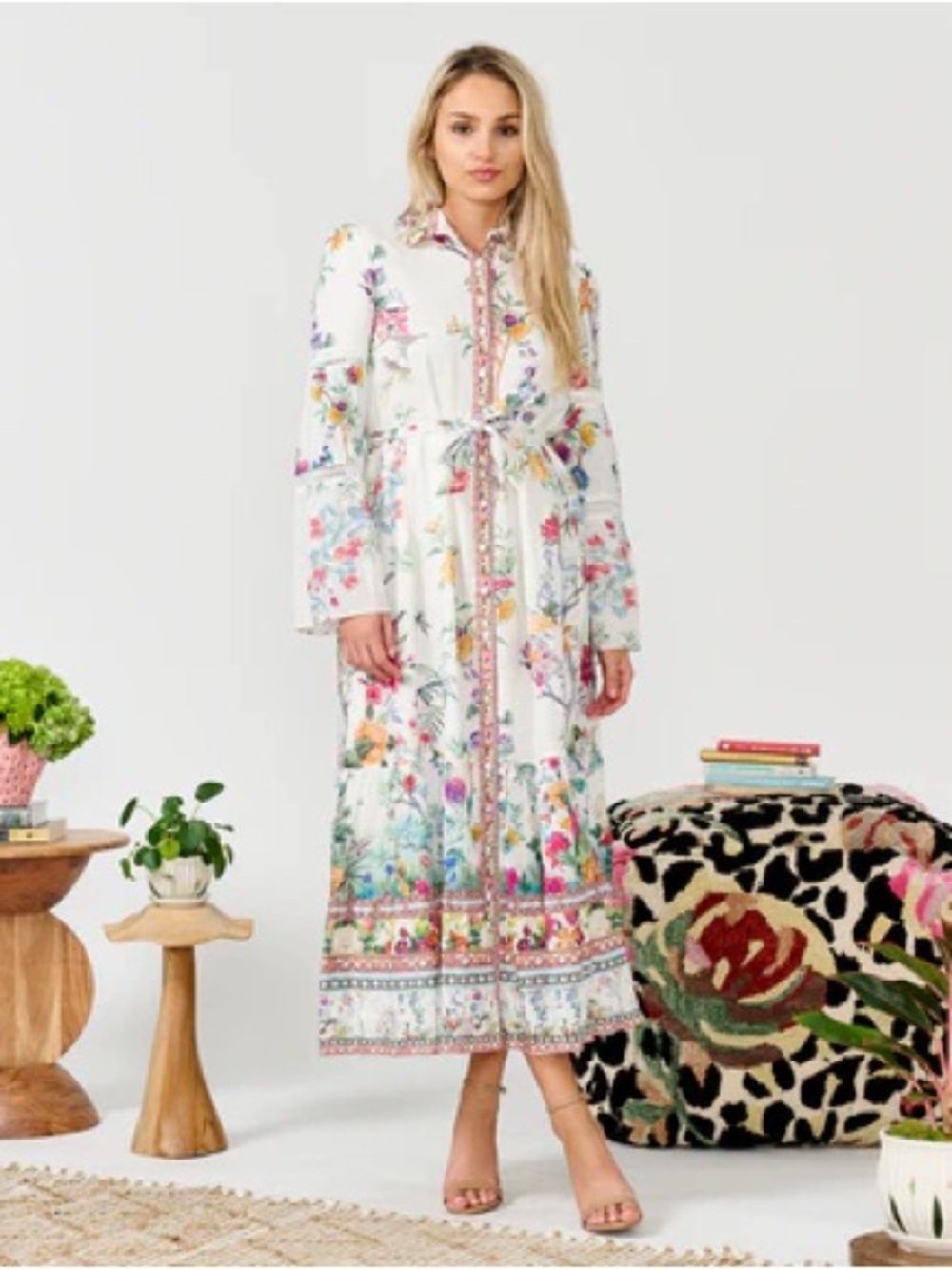 LIKE NEW & BEAUTIFUL Paper Parachute: Colorful Floral Button-Front